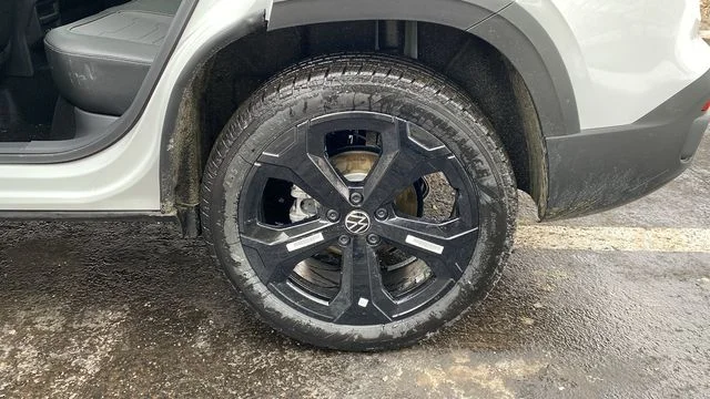 2026 Volkswagen Taos SE Black - Photo 27