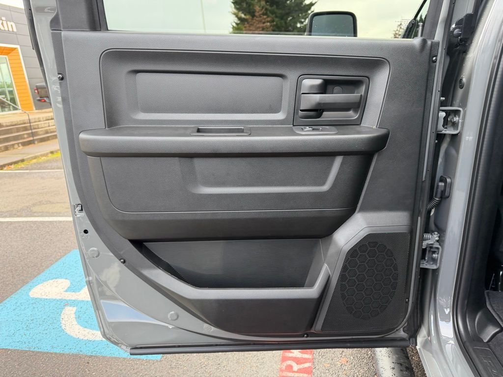 New 2026 Ceramic Gray Clearcoat RAM Tradesman image 27