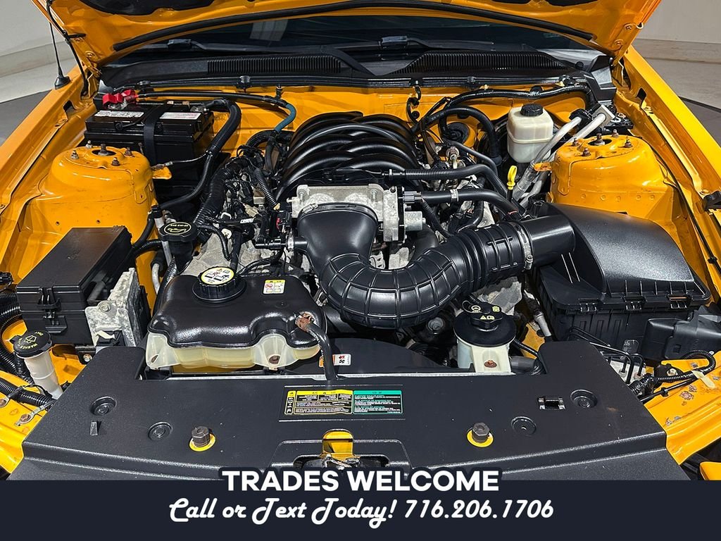 Used 2007 Orange Ford  image 25