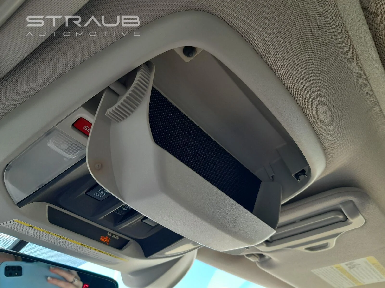 Used 2019 Crystal White Pearl Subaru Limited image 32
