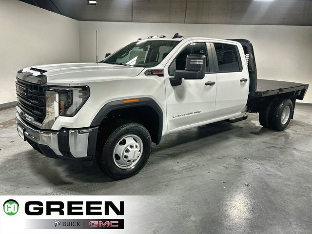New 2025 GMC Sierra 3500 HD Chassis Cab Pro Crew Cab in Davenport