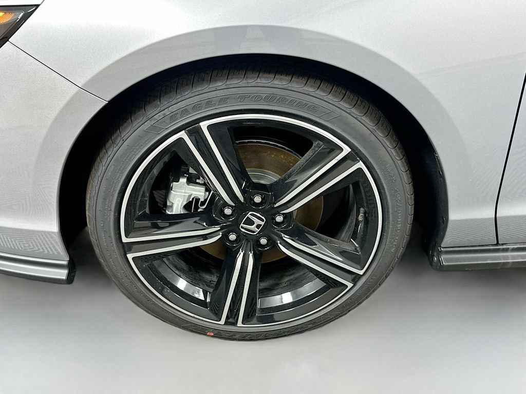 Used 2026 Solar Silver Metallic Honda Sport Hybrid image 22