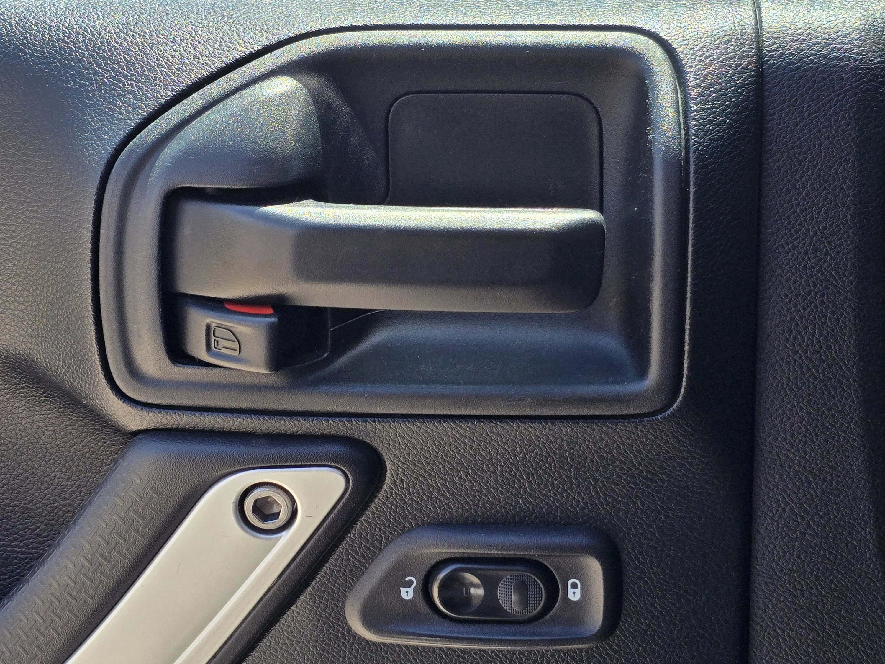 Used 2018 Black Clearcoat Jeep Sahara image 31