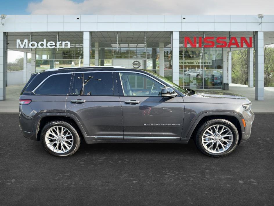 Used 2022 Baltic Gray Metallic Clearcoat Jeep Summit image 6