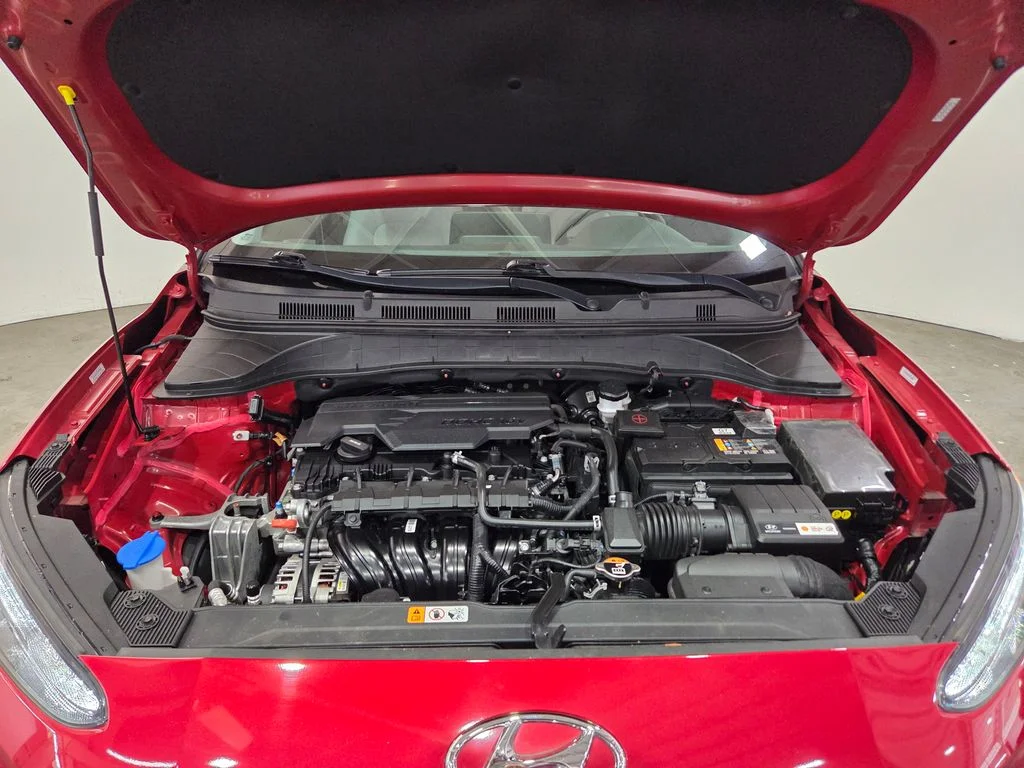 Used 2022 Red Hyundai SEL image 6