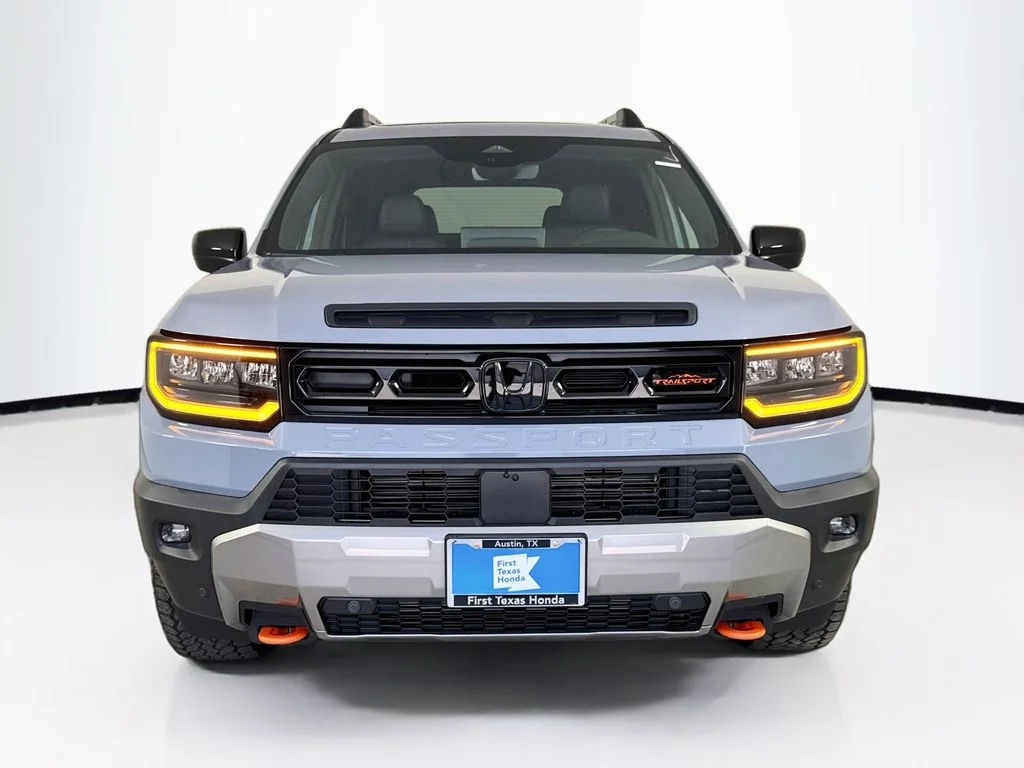 New 2026 Sonic Gray Pearl Honda TrailSport Elite Blackout image 3