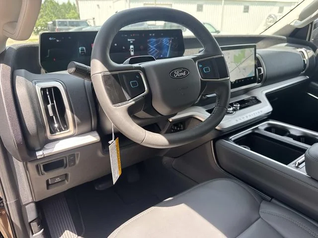 New 2026 Agate Black Metallic Ford Active image 38