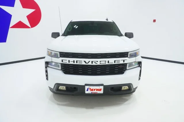 Used 2022 WHITE Chevrolet Custom image 2