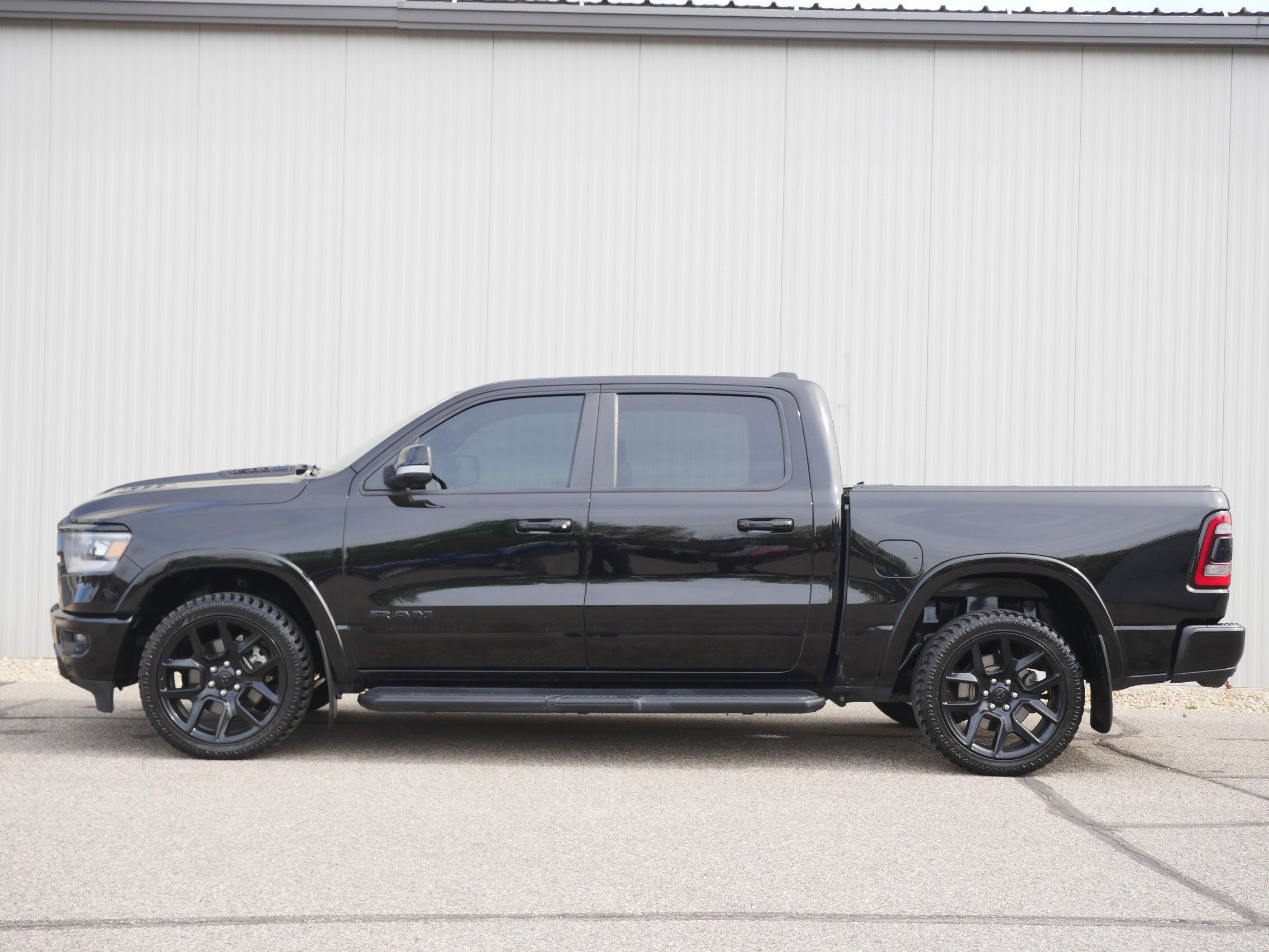 Used 2022 RAM Ram 1500 Laramie with VIN 1C6SRFJT7NN187782 for sale in Hastings, Minnesota