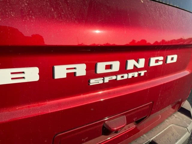 New 2026 Ruby Red Metallic Tinted Clearcoat Ford Outer Banks® image 34