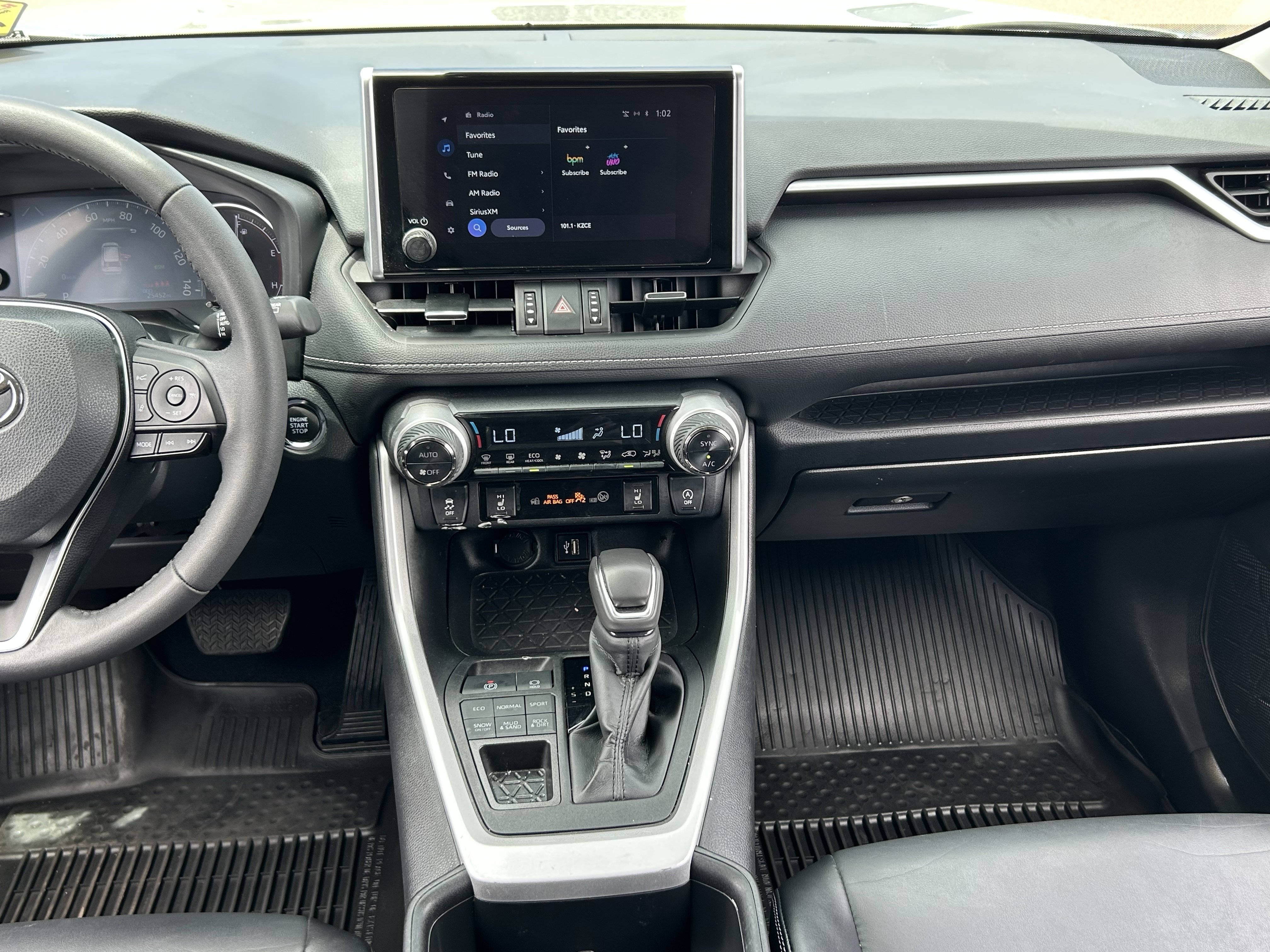 Used 2024 Silver Toyota XLE Premium image 18