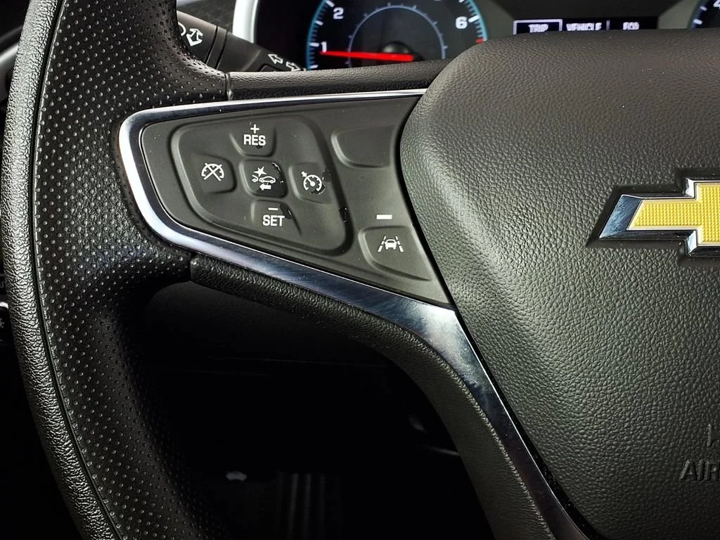 Used 2025 Sterling Gray Metallic Chevrolet LS image 18