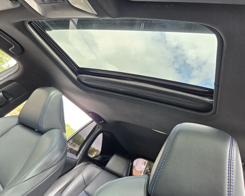 Used 2022 WHITE TOYOTA XSE image 8