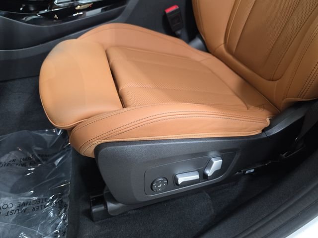 Certified Used 2023 Alpine White BMW xDrive30i image 26