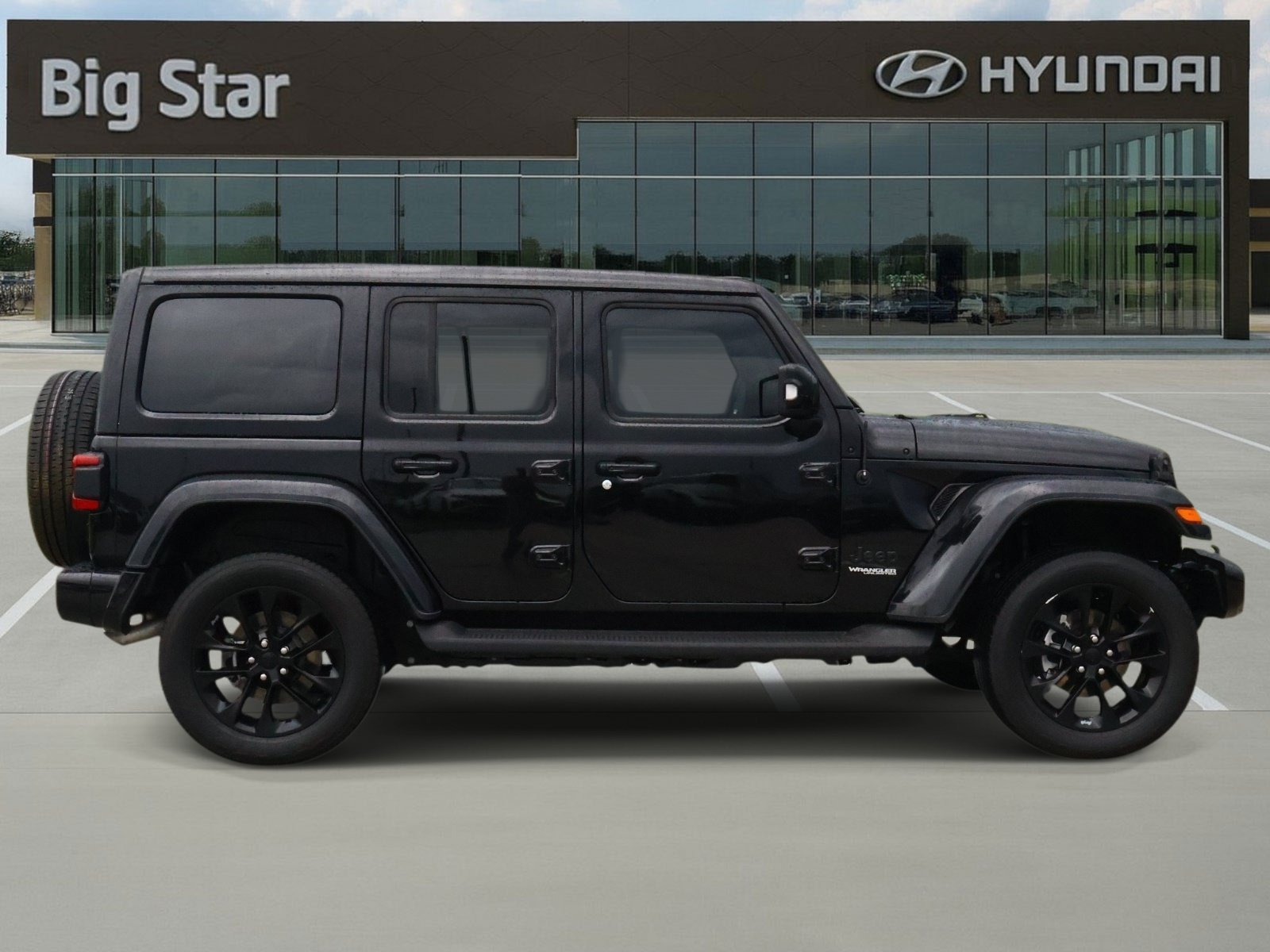 Used 2022 Black Clearcoat Jeep Unlimited Sahara High Altitude image 5