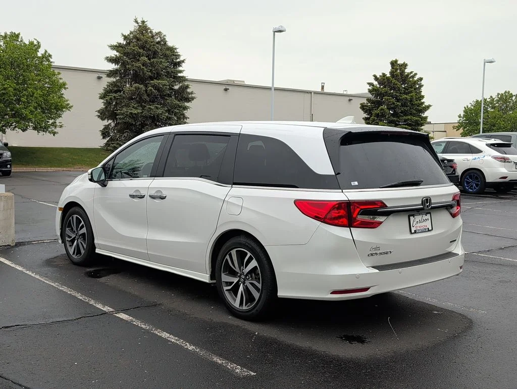 Used 2023 Honda Odyssey Touring with VIN 5FNRL6H86PB056242 for sale in Minneapolis, Minnesota