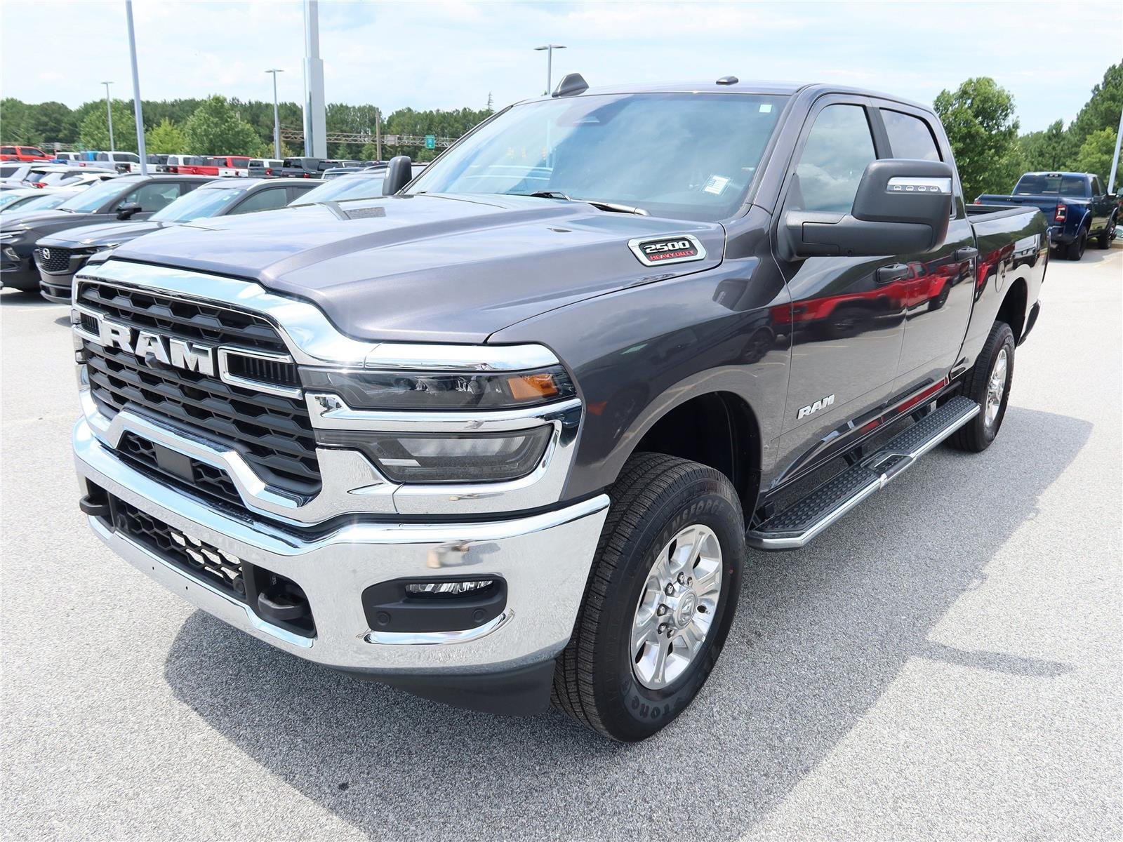 Certified Used 2025 Granite Crystal Metallic Clearcoat Ram Big Horn image 9