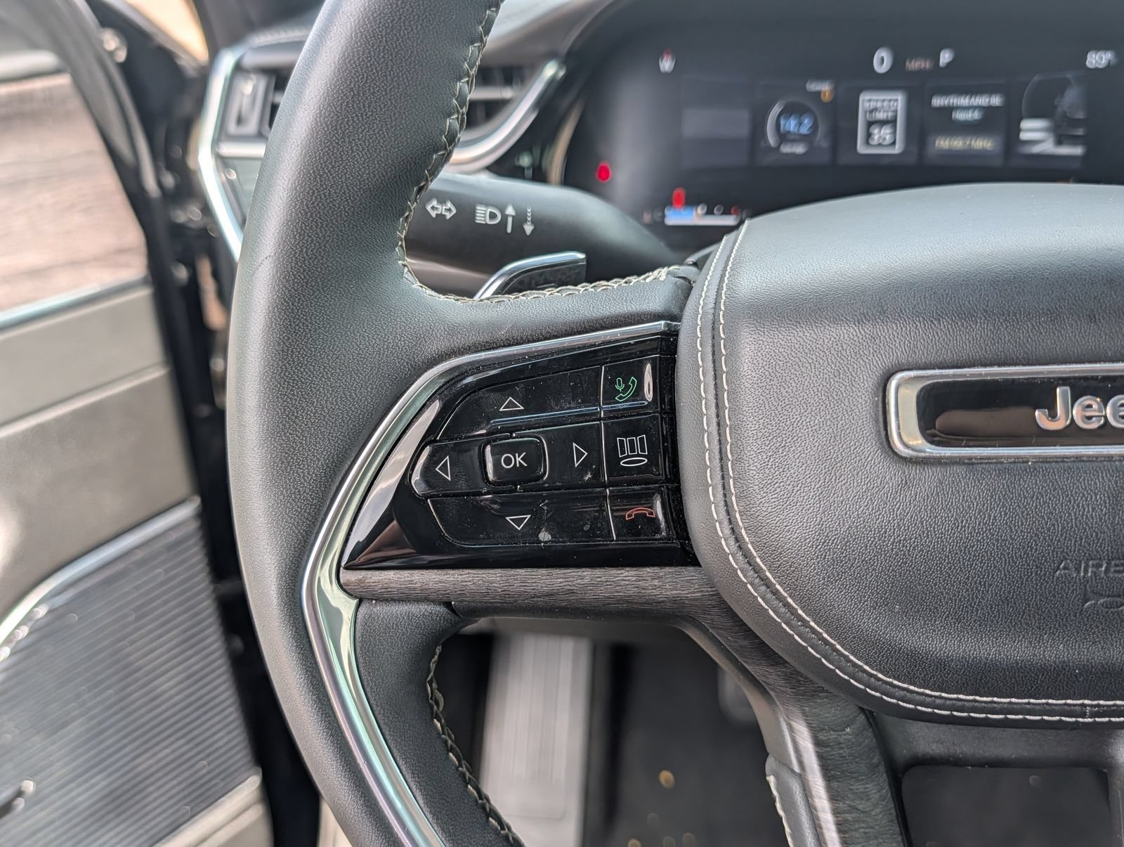 Used 2023 Black Jeep Overland 4x4 image 16
