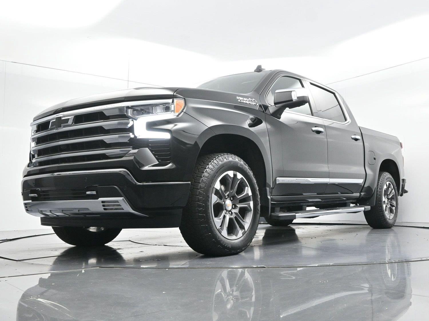 Used 2026 Black Chevrolet High Country image 44