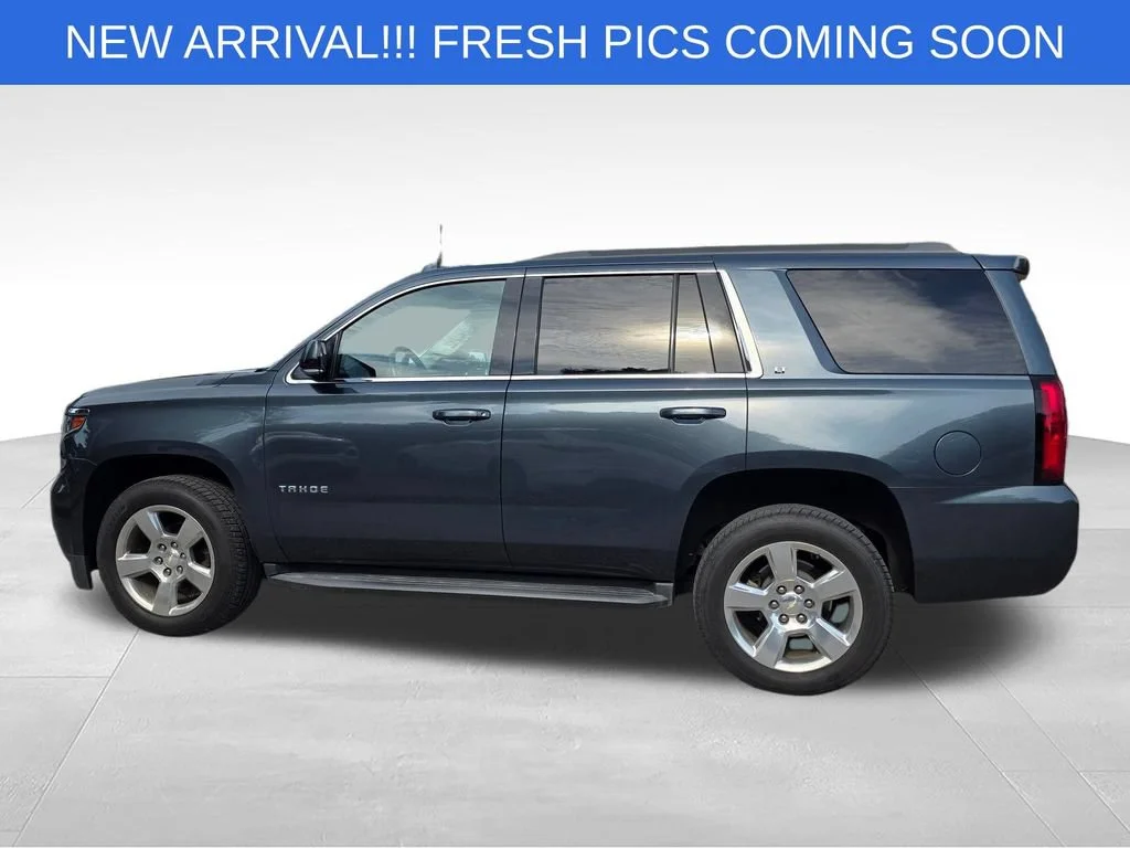 Used 2020 SHADOW GRAY METALLIC Chevrolet LT image 3