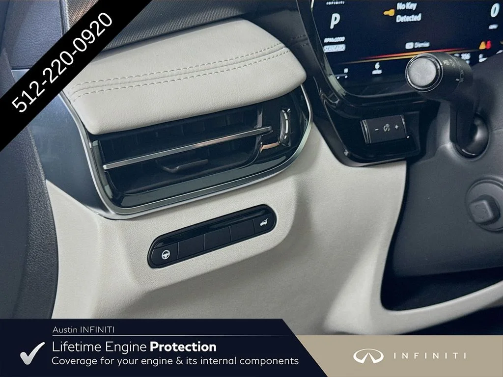New 2027 RADIANT WHITE INFINITI LUXE image 12