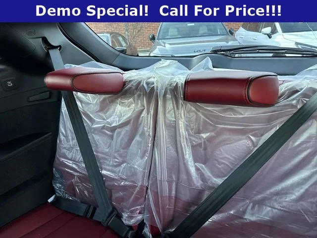 Used 2026 Platinum White Acura w/A-Spec Advance Package image 15