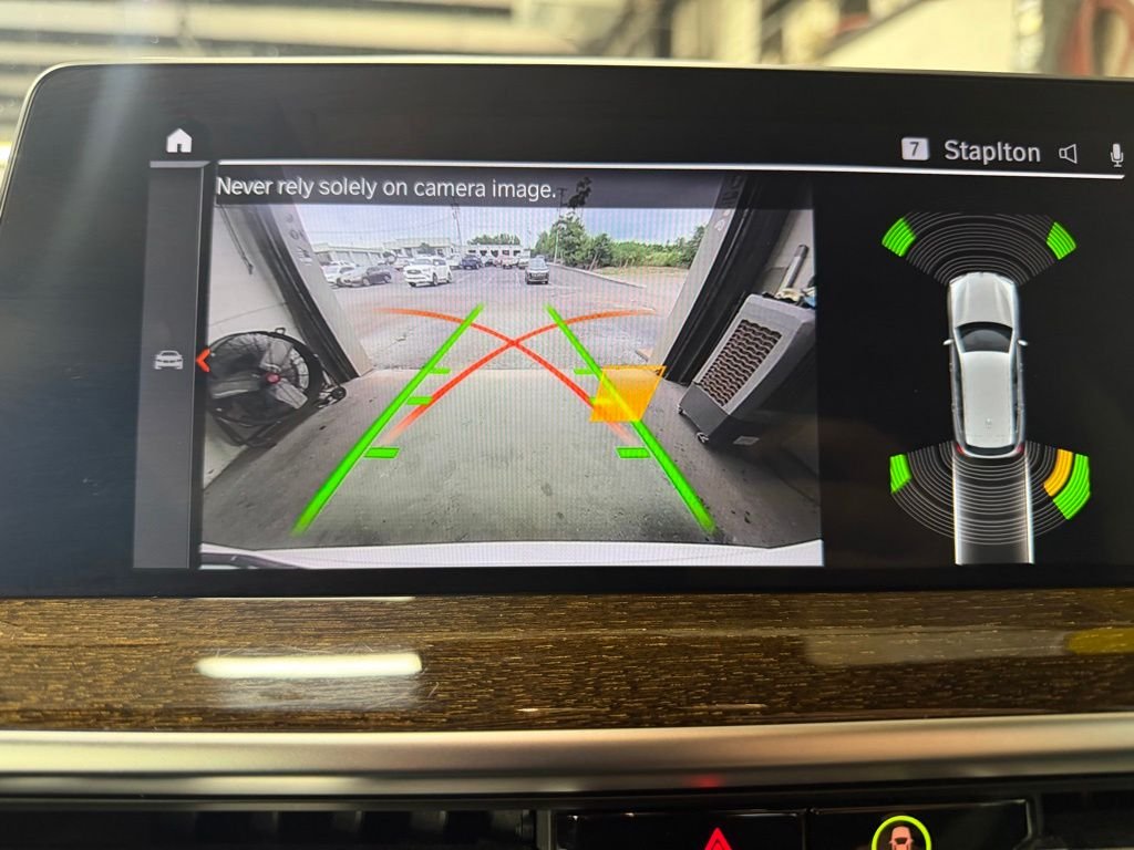 Used 2024 White BMW sDrive30i image 5