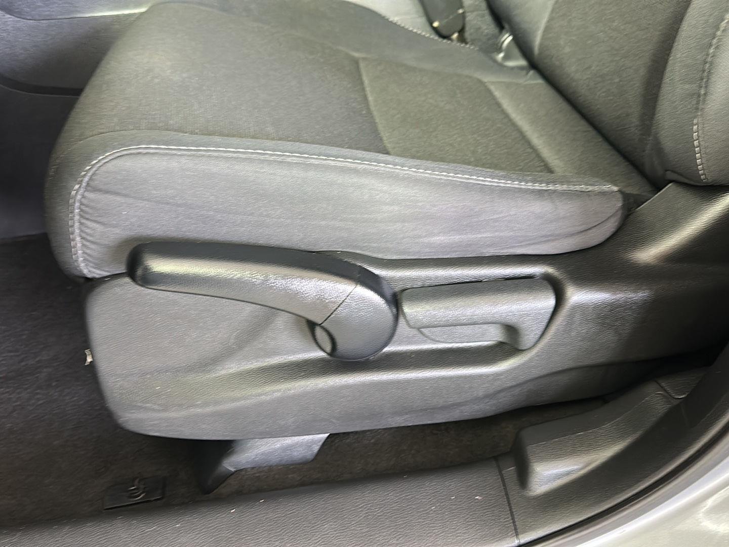 Used 2019 Lunar Silver Metallic Honda Sport image 8