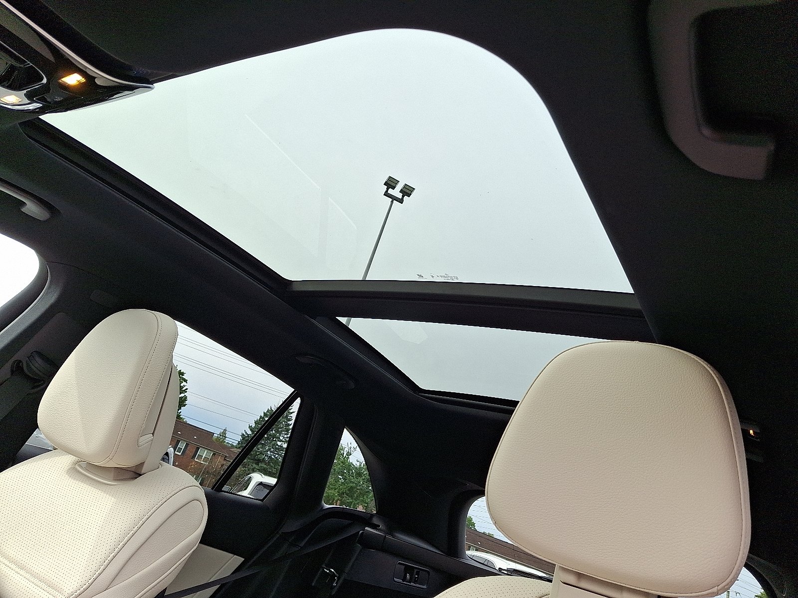 New 2026 Verde Silver Metallic - 188 Mercedes-Benz  image 11