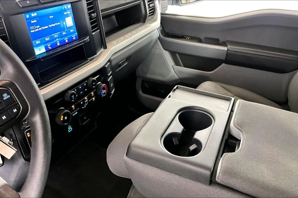 Used 2024 Oxford White Ford XL image 13