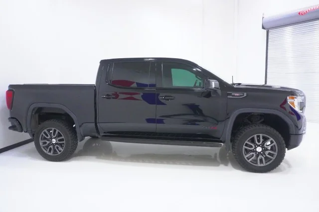 Used 2021 BLACK GMC AT4 image 4