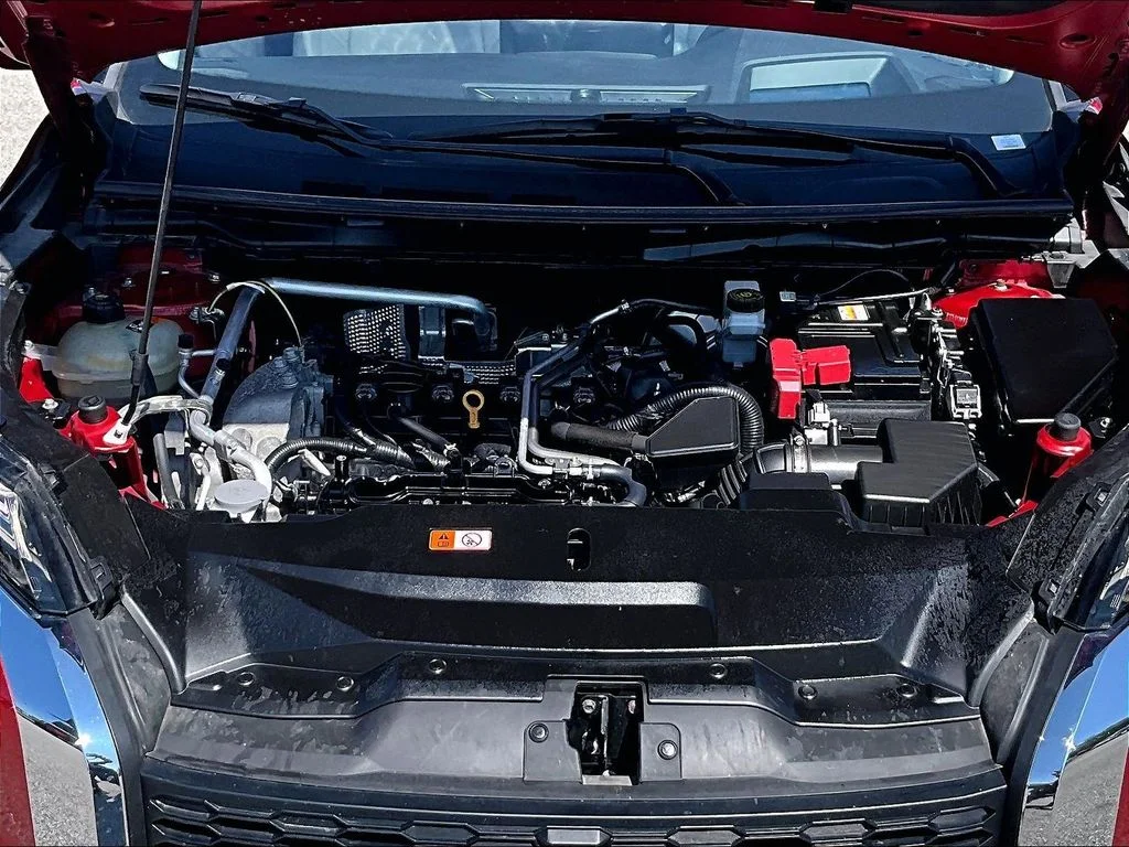 Used 2024 Red Mitsubishi SEL image 11