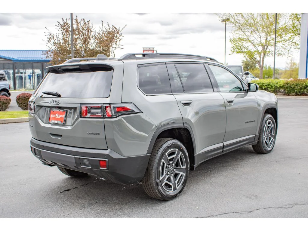 New 2026 Sting-Gray Clearcoat Jeep Laredo image 8