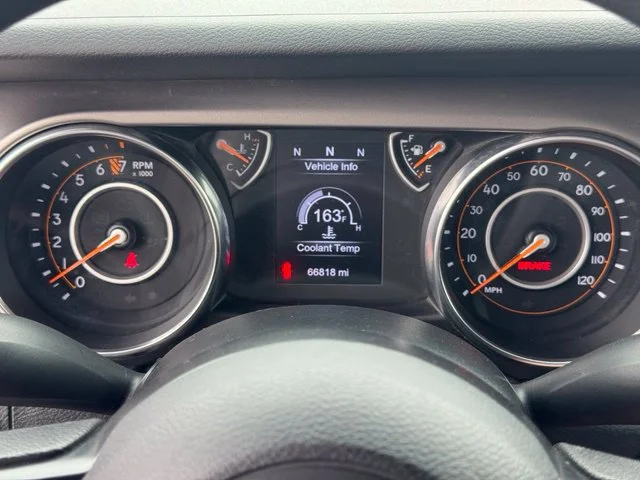 Used 2020 Gray Jeep Sport 4x4 image 29