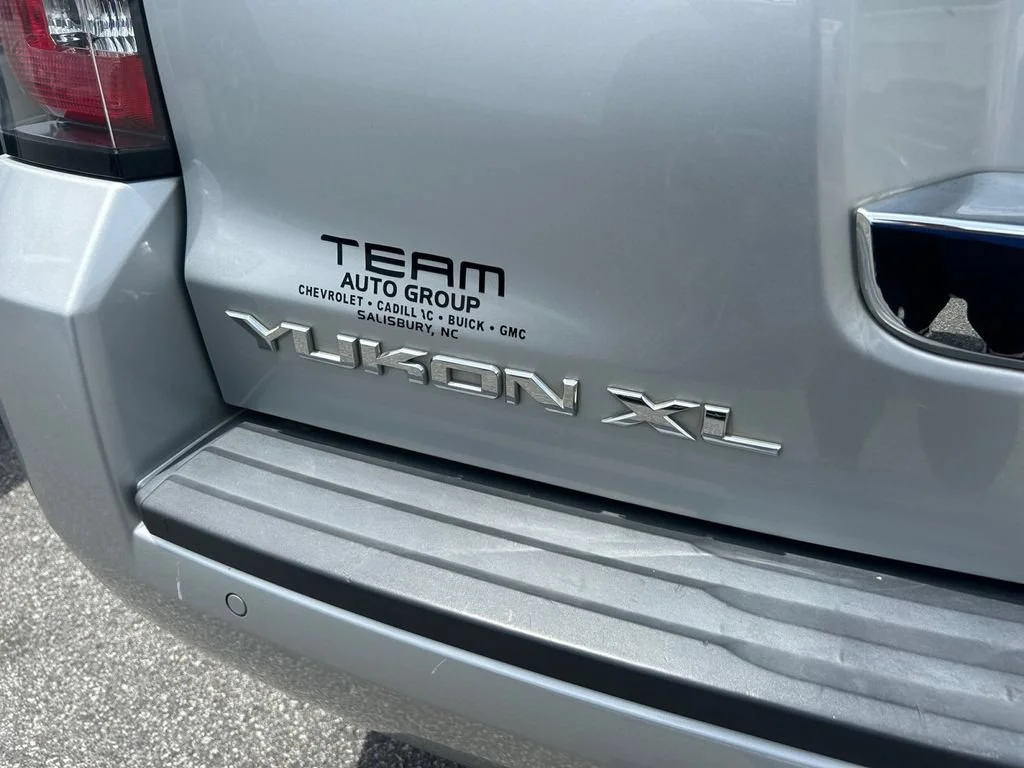 Used 2016 QUICKSILVER METALLIC GMC SLT image 4