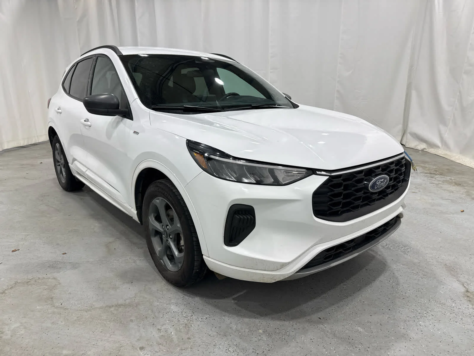 Used 2023 Whi/white Ford ST-Line image 7