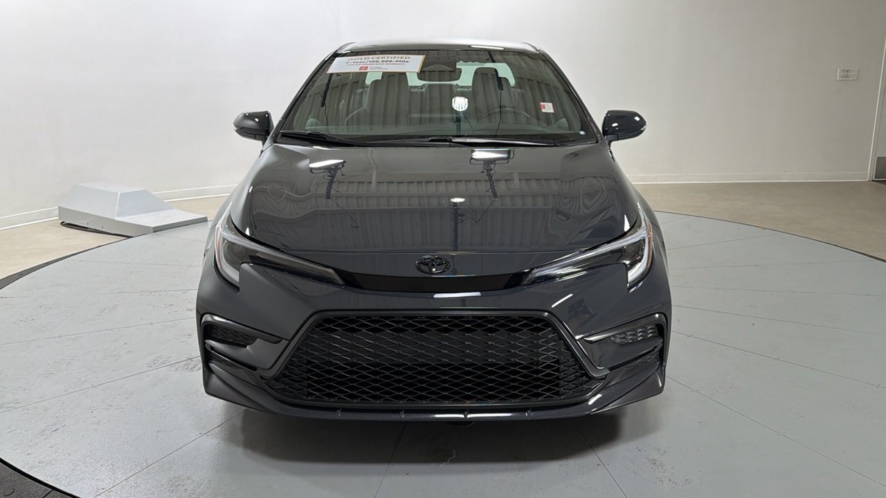 Certified Used 2025  Toyota SE image 2