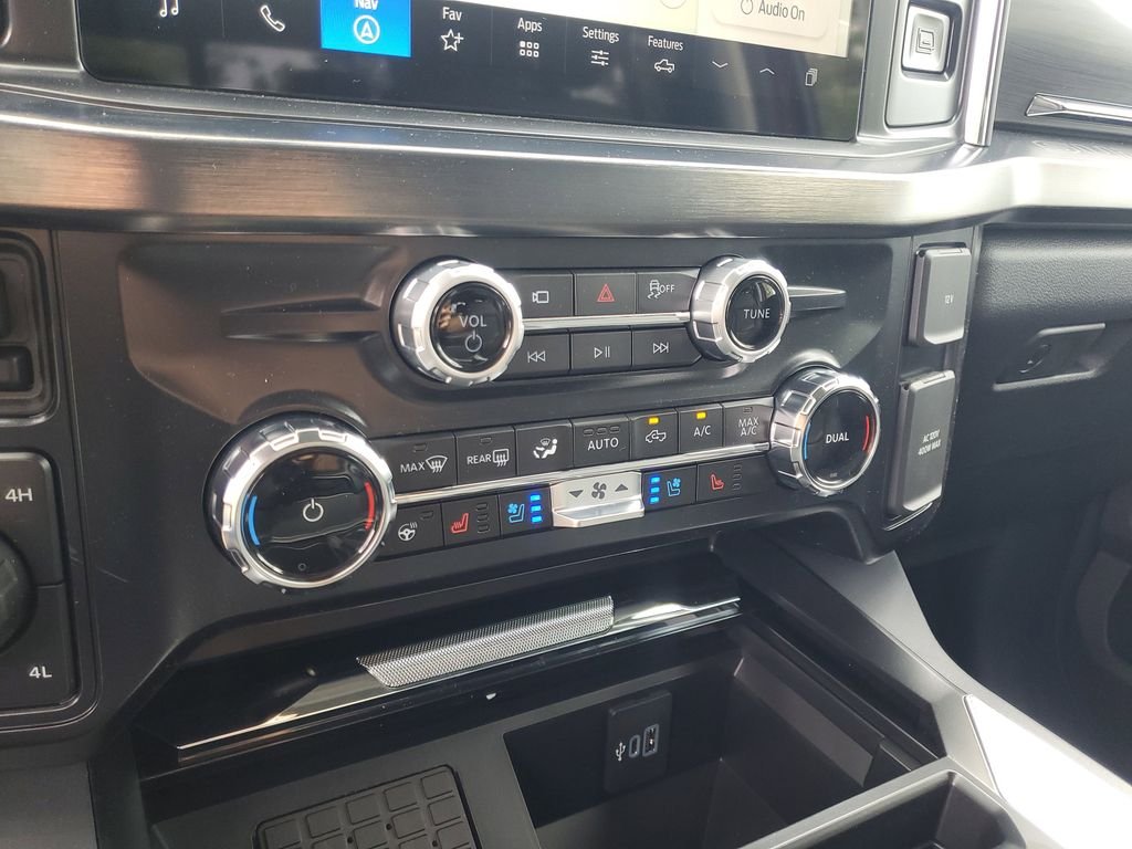 2025 Ford F-250 Super Duty Lariat - Photo 18