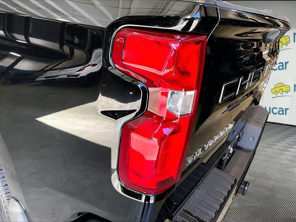 Used 2022 BLACK Chevrolet High Country image 35