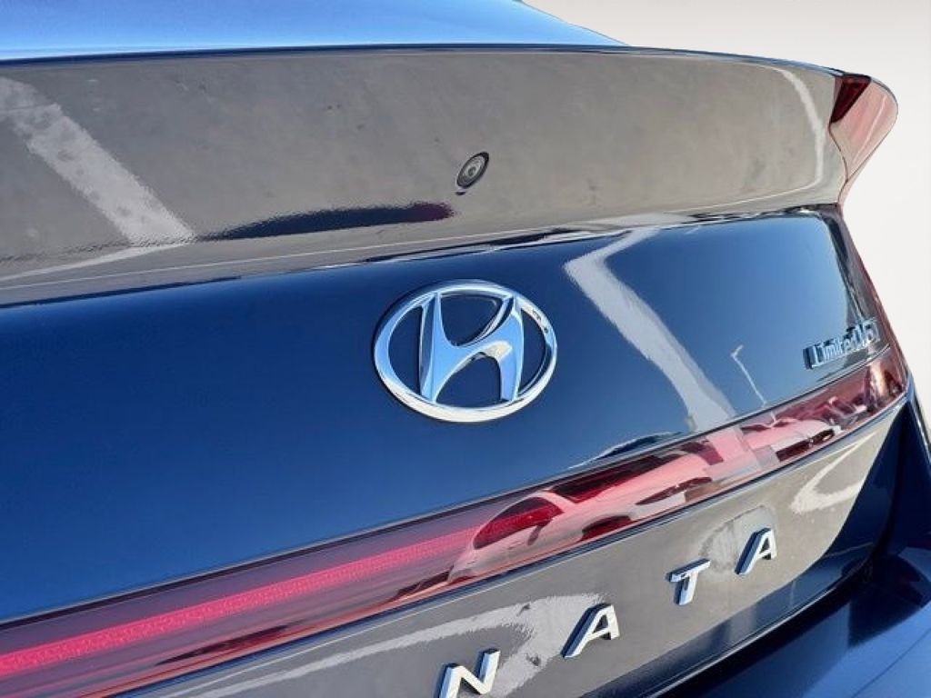 Used 2021 Stormy Blue Hyundai Limited image 28