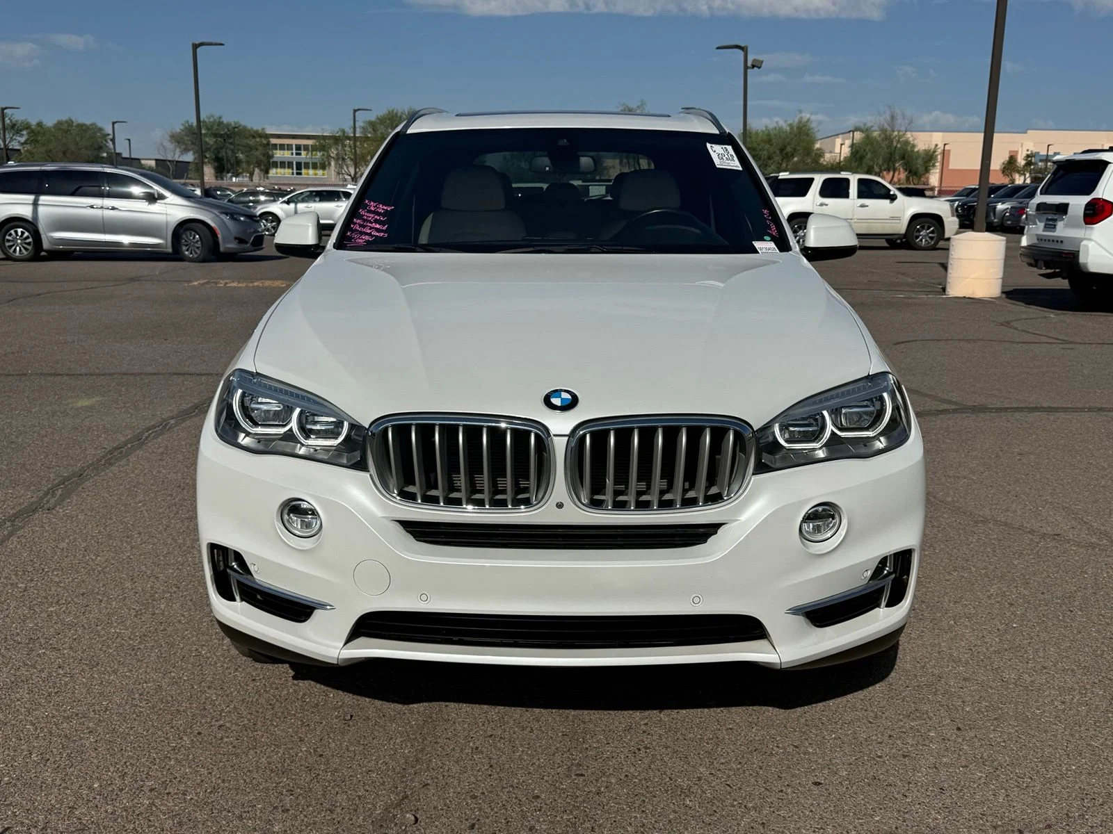 Used 2018 White Metallic BMW xDrive50i image 1