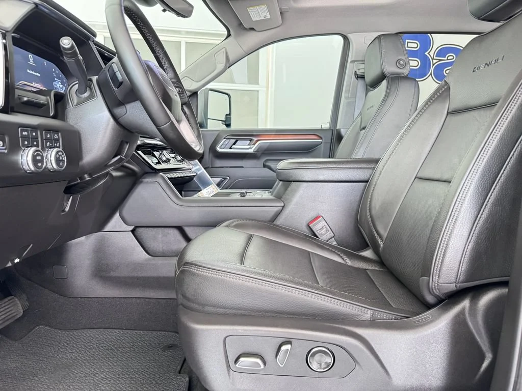 2025 GMC Sierra 2500HD Denali - Photo 11