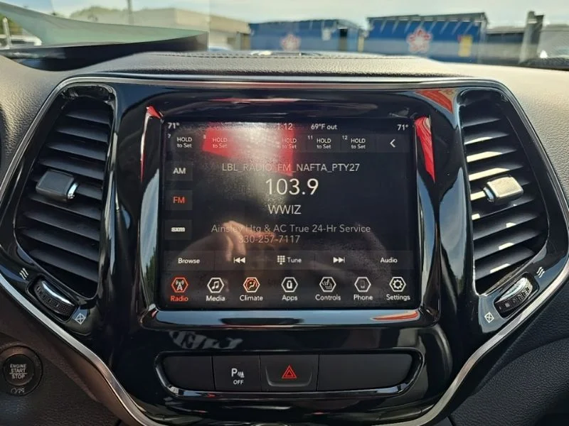 Used 2019 Red Jeep Limited image 16