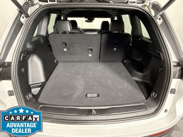 Used 2024 White Jeep Limited image 24