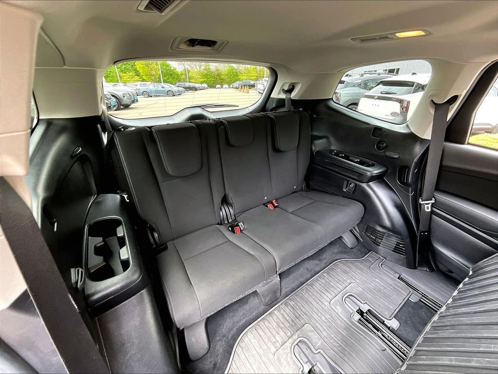 Used 2023 Gray Subaru Premium image 17