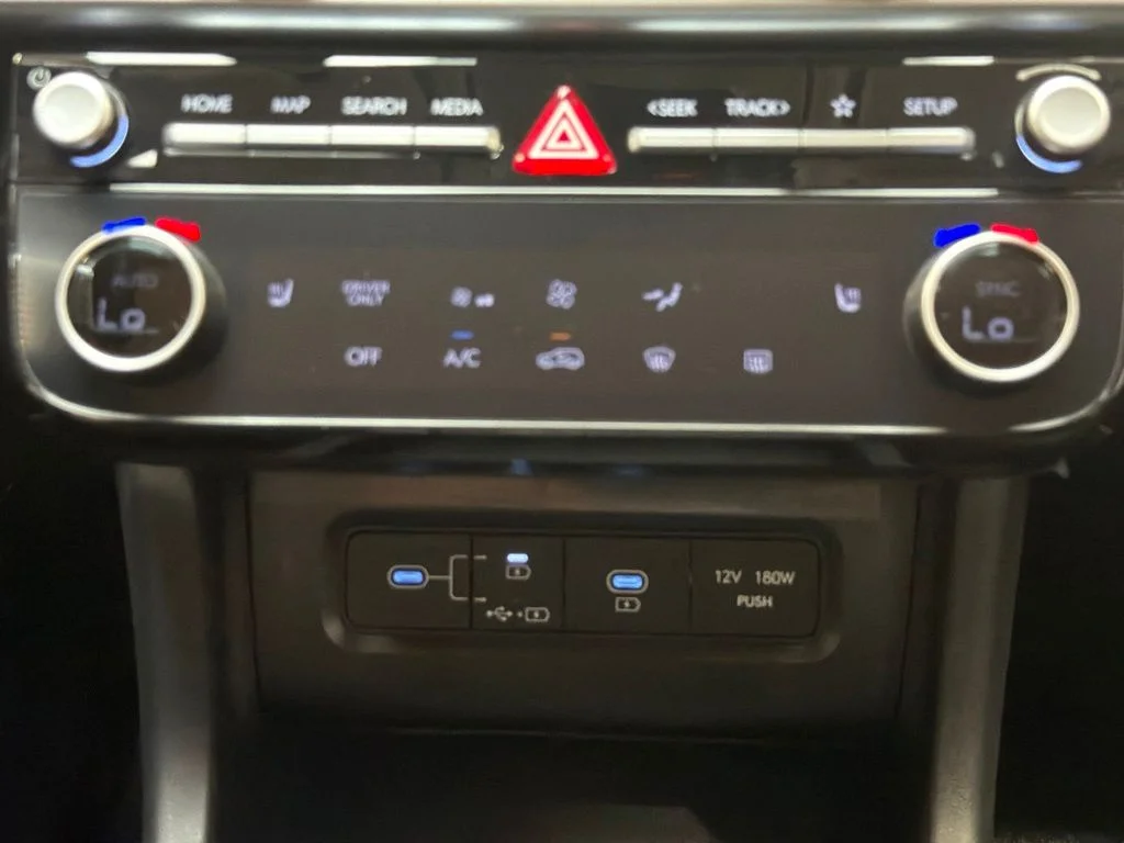 New 2026 Shimmering Silver Hyundai SEL image 16