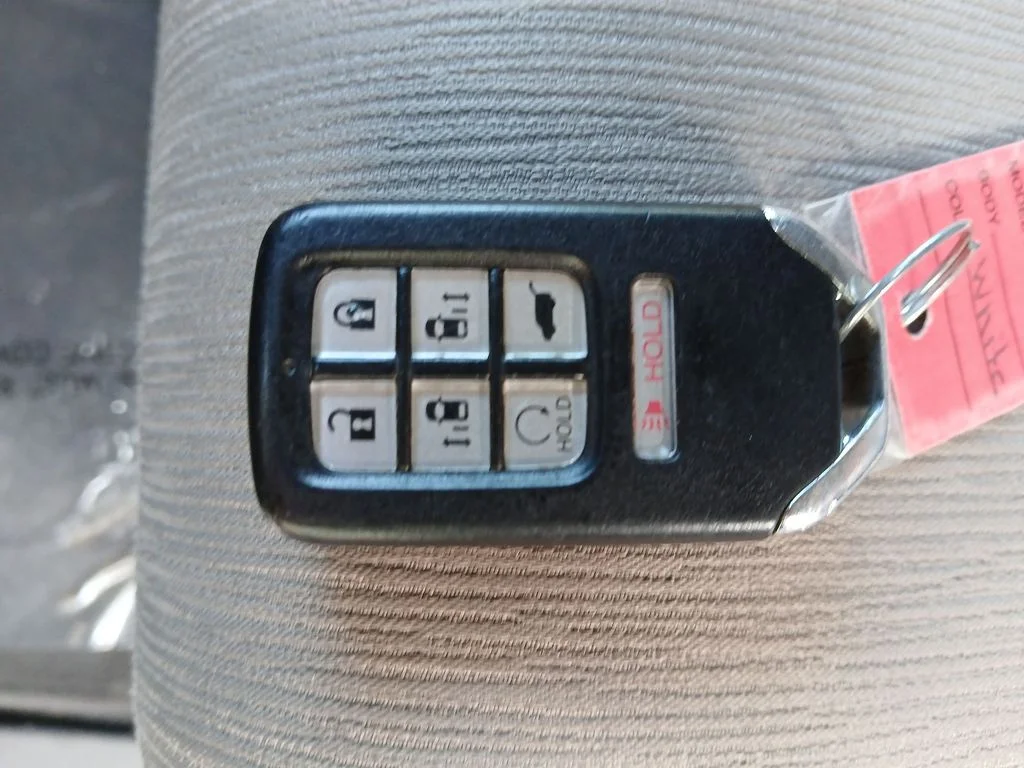 Used 2020  Honda EX image 30