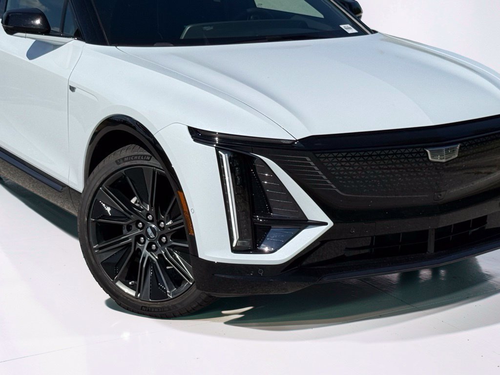 2027 Cadillac LYRIQ Signature Sport - Photo 7