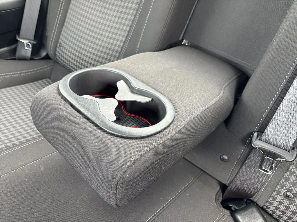 Used 2020 Red Dodge SXT image 37