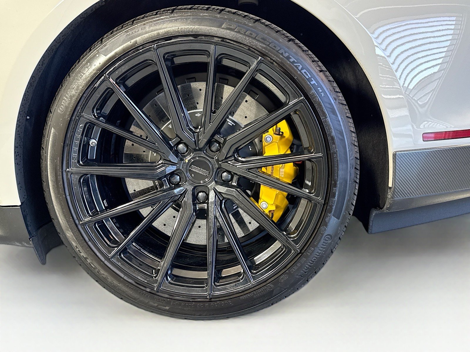 Used 2021 Chalk Porsche Turbo image 24